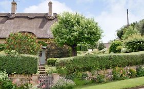 צ'יפינג קמפדן Rose Cottage Exterior photo