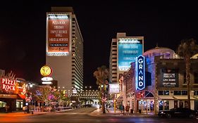 לאס וגאס Downtown Grand Hotel & Casino Exterior photo