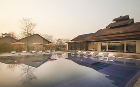 Meghauli Serai Chitwan National Park - A Taj Safari Lodge Exterior photo