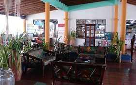 מלון Playa El Agua Tropical Refuge Exterior photo