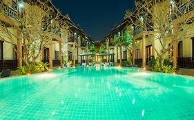 לואנג פרבאנג Ang Thong Hotel Exterior photo