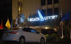 קראצ'י Beach Luxury Hotel Exterior photo