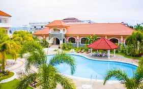 אולונגפו Vista Marina Hotel & Resort Exterior photo