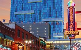 מלון דטרויט Hollywood Casino At Greektown Exterior photo