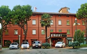 אימולה Hotel Molino Rosso Exterior photo