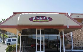 Relax Inn & Suites אל קאחון Exterior photo