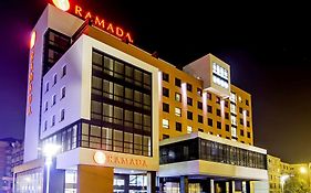 מלון Ramada By Wyndham אורדאה Exterior photo