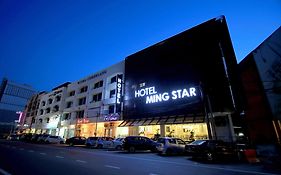 קואלה טרנגאנו Hotel Ming Star Exterior photo