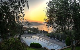 מסה לוברנסה Gocce Di Capri Resort Exterior photo