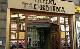 רומא Hotel Taormina Exterior photo