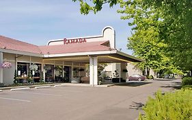 מלון Ramada By Wyndham Portland Airport Exterior photo