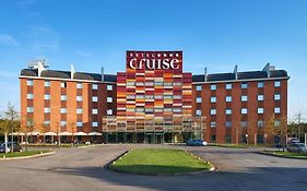 Lucino Hotel Cruise Exterior photo
