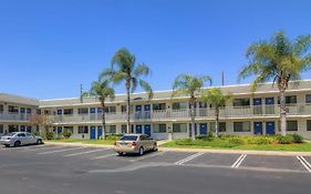 לוס אנג'לס Vagabond Inn Sylmar Exterior photo