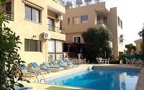 Paphos Panklitos Tourist Apartments Exterior photo