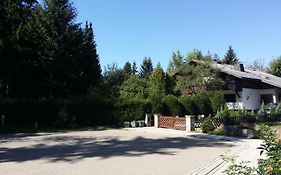 Schwarzwald - Villa Appartments Titisee Exterior photo