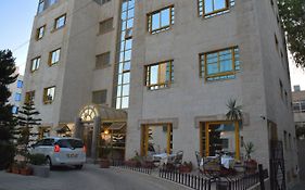 עמאן Capri Hotel Suites Exterior photo