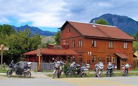 פוטלאופו Hotel Antigua Casona Patagonia Exterior photo