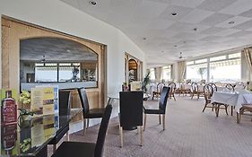 Saint Helier Jersey The Samares Coast Hotel & Apartments Restaurant photo