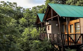 אזולוויני Mantenga Lodge Exterior photo