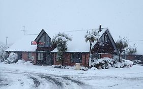 מת'בן Snow Denn Lodge Exterior photo