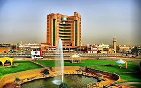 אל בקרייה Ramada Hotel & Suites By Wyndham Al Qassim Exterior photo