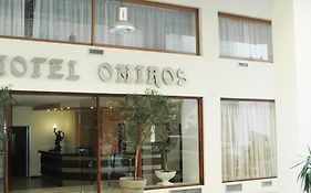 אתונה Omiros Hotel Exterior photo