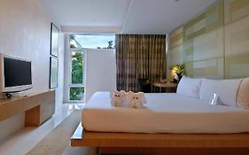 מלון Le Fenix Sukhumvit 11 בנגקוק Room photo
