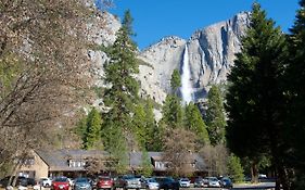 יוסמיטי וילג' Yosemite Valley Lodge Exterior photo