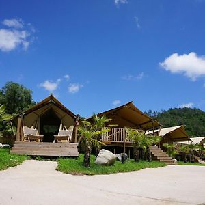 Las Serras Can Bora Lodges Exterior photo