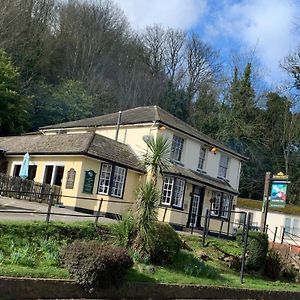 Malvern Wells Railway Inn Exterior photo