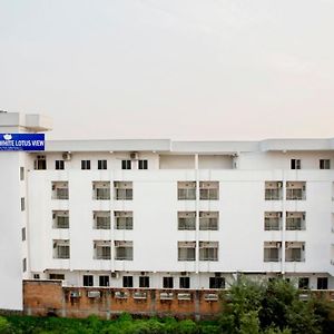 Bhairāhawā Hotel The White Lotus View Pvt Ltd Exterior photo