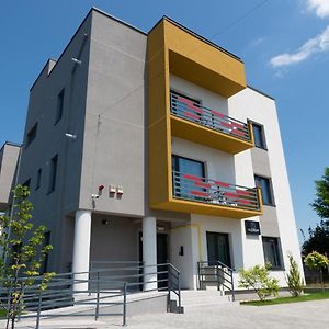 פיאטרה ניאמט Clement Apartments Exterior photo