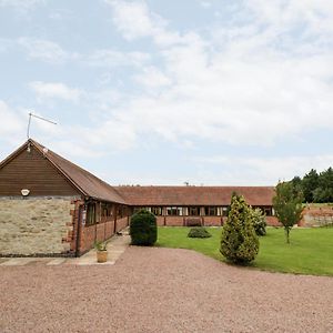 Castlemorton Beesoni Lodge Exterior photo