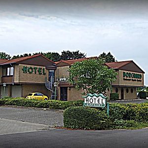 לובקה Hotel Restaurant Borchard Exterior photo