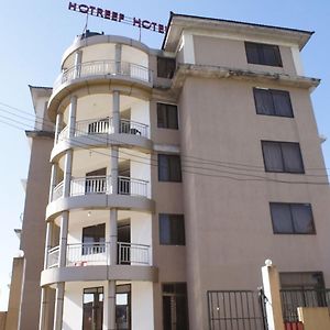 דאר א-סאלאם Hotreef Airport Hotel Exterior photo