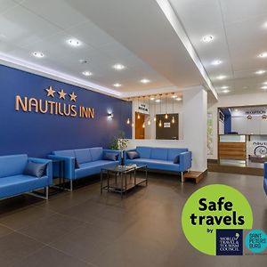 סנט פטרסבורג Nautilus Inn Exterior photo