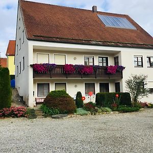 Ehekirchen Ferienwohnung Familie Heigemeir Exterior photo