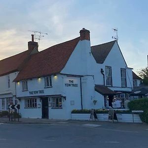 Manuden Stay And Relax At The Yew Tree Exterior photo