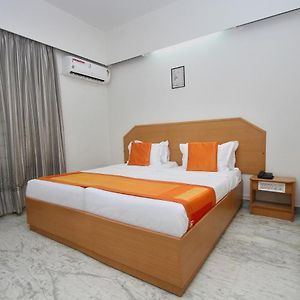 העיר בנגלור Oyo 5345 Hotel Sai Rennaissance Exterior photo