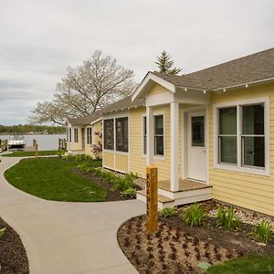 סאוגטוק Old Pike Cottages Exterior photo