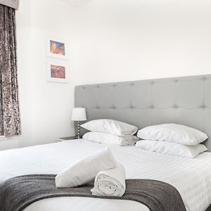 פלקירק Kelpies Serviced Apartments Exterior photo