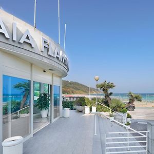 פסארו Hotel Baia Flaminia Exterior photo