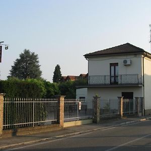 Casteggio B&B Reginetta Exterior photo