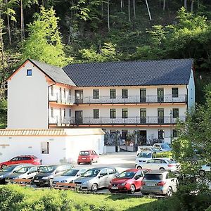 Hardegg Jm Apartments Exterior photo