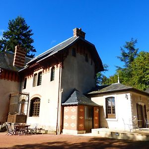 לינה וארוחת בוקר Clermain Le Manoir Sur La Roche, 74, Impasse Du Manoir, 71520 Navour Sur Grosne D121 Exterior photo