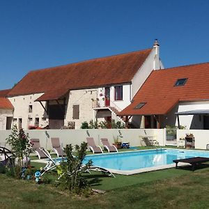 לינה וארוחת בוקר La Maison Rouge Ladoix - Proche Beaune Exterior photo