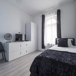 לוקסמבורג Executive Single Room With En-Suite In Guest House City Centre Exterior photo