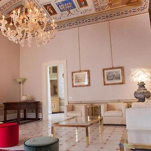 פרמו Marcheamore - Stanze Della Contessa, Luxury Flat With Private Courtyard Exterior photo