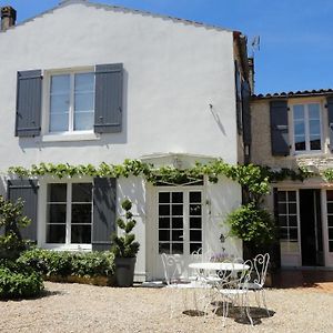 Nuaille-d'Aunis Le Clos Des Treilles Exterior photo