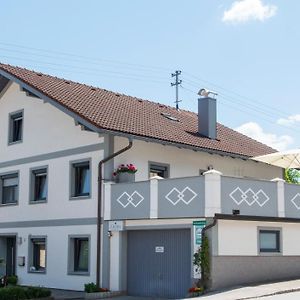 דירות פרנקינג Gastehaus Wuhrer Exterior photo